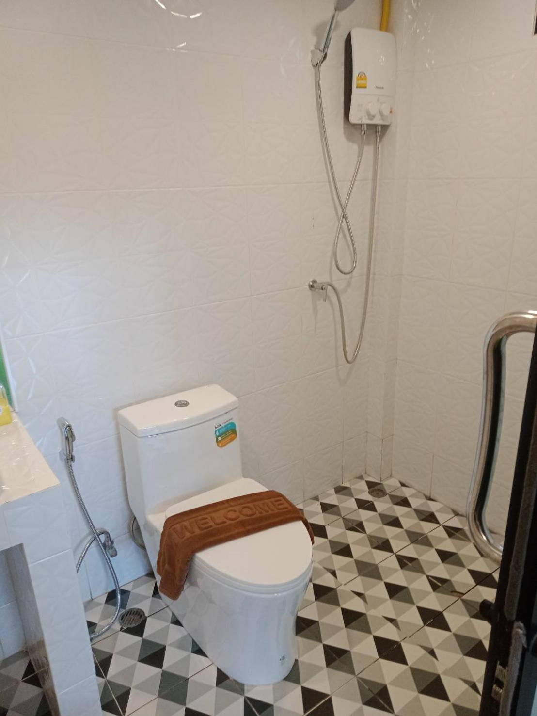 Kipbox Hotel Транг Экстерьер фото